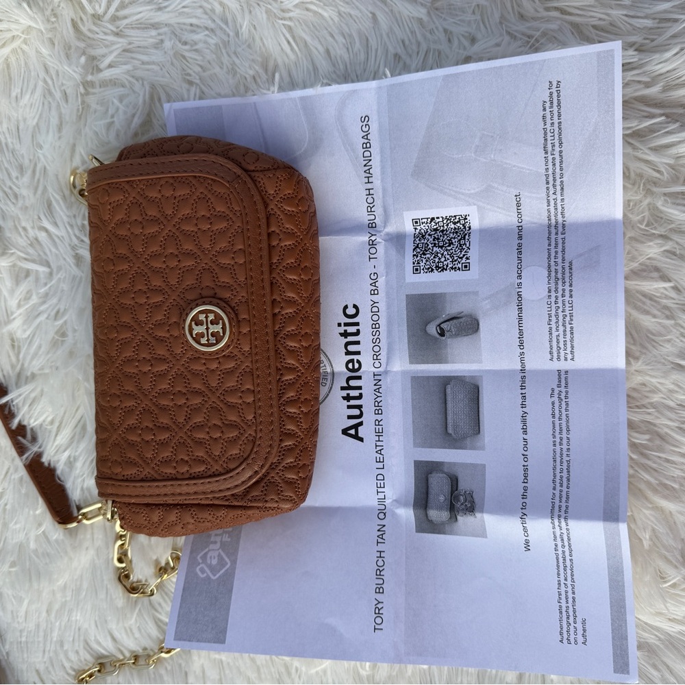 Tory Burch Signature Crossbody Bag - Picture 12 of 12